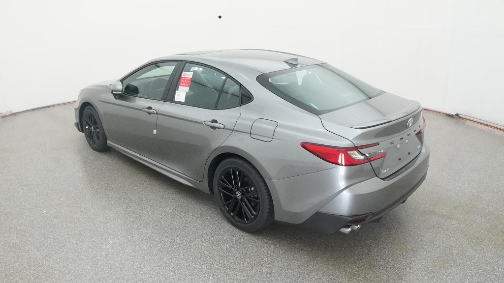2026 Toyota Camry SE photo 12