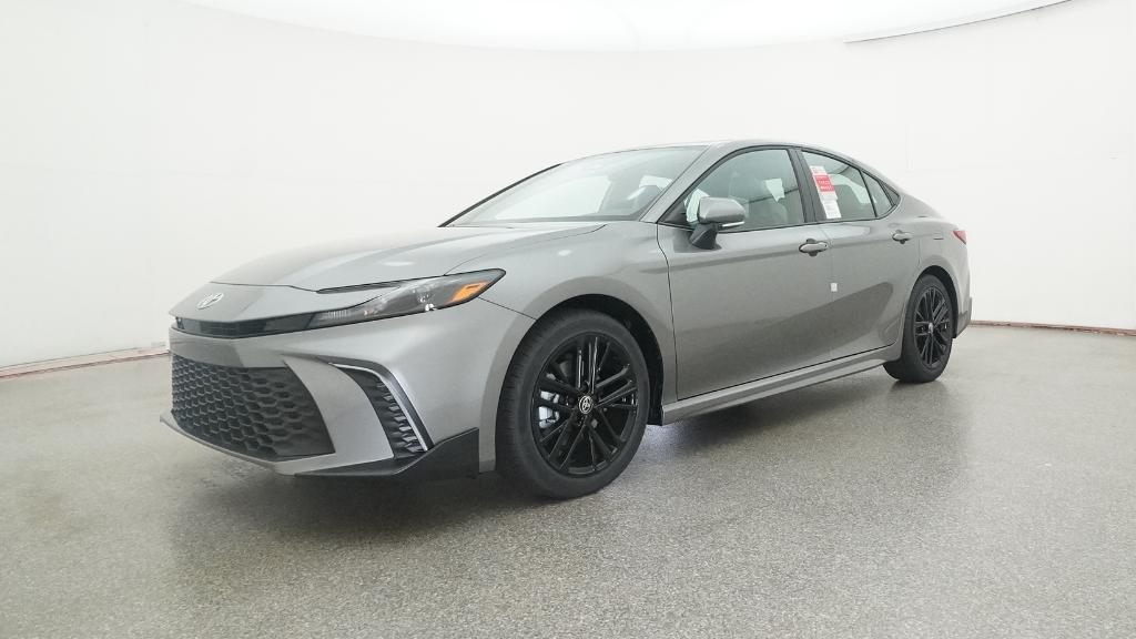 2026 Toyota Camry SE photo 5
