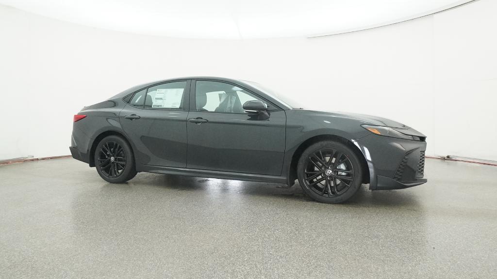 2026 Toyota Camry SE photo 12