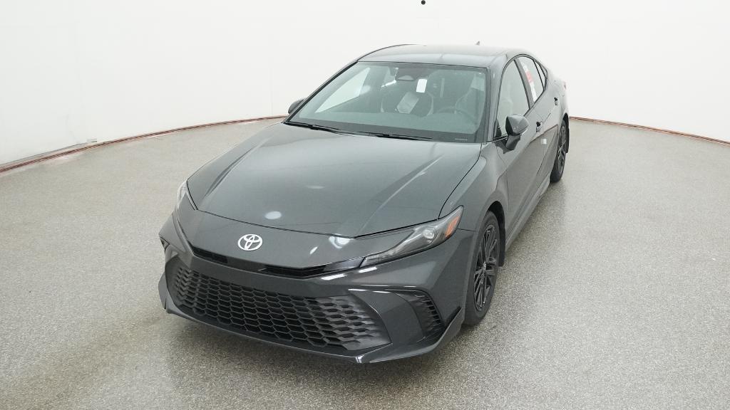 2026 Toyota Camry SE photo 5