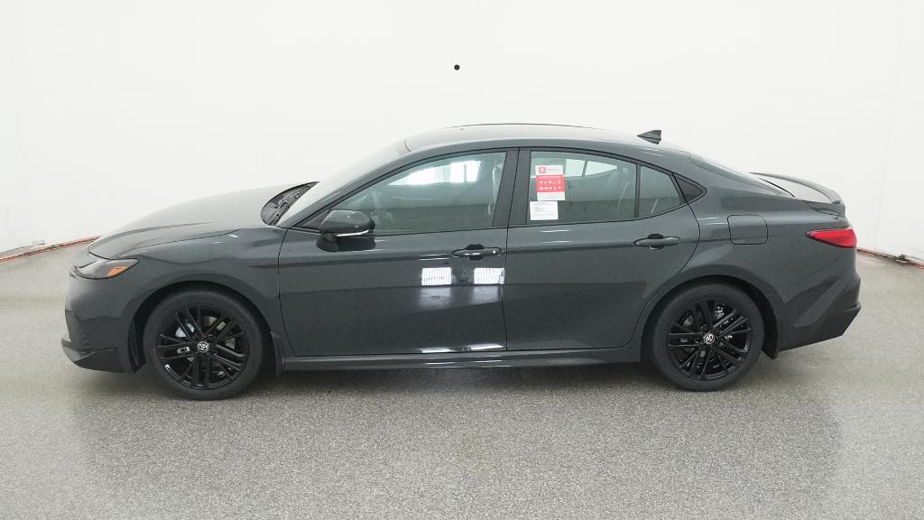 2026 Toyota Camry SE photo 9