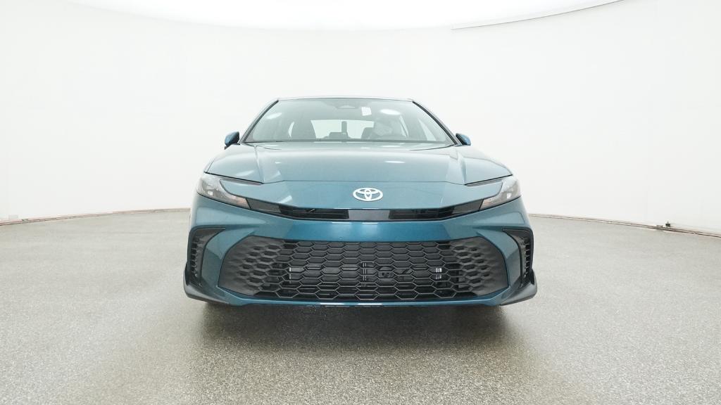 2026 Toyota Camry SE photo 3