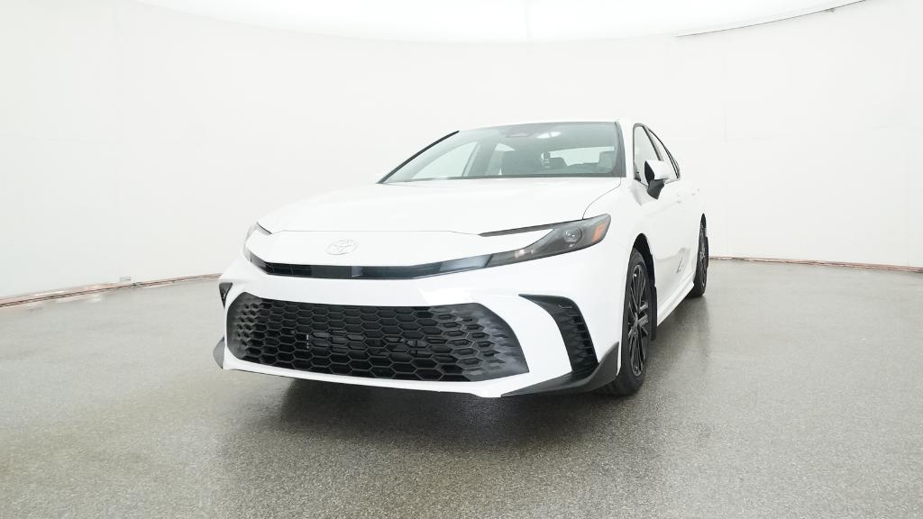 2026 Toyota Camry SE photo 4