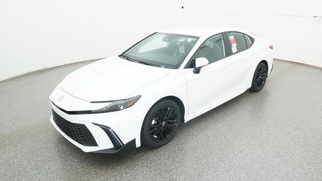 2026 Toyota Camry SE's photo
