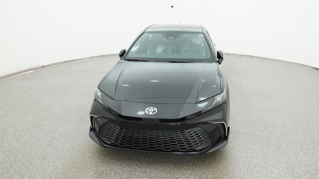 2026 Toyota Camry SE 4dr Car Slide 1