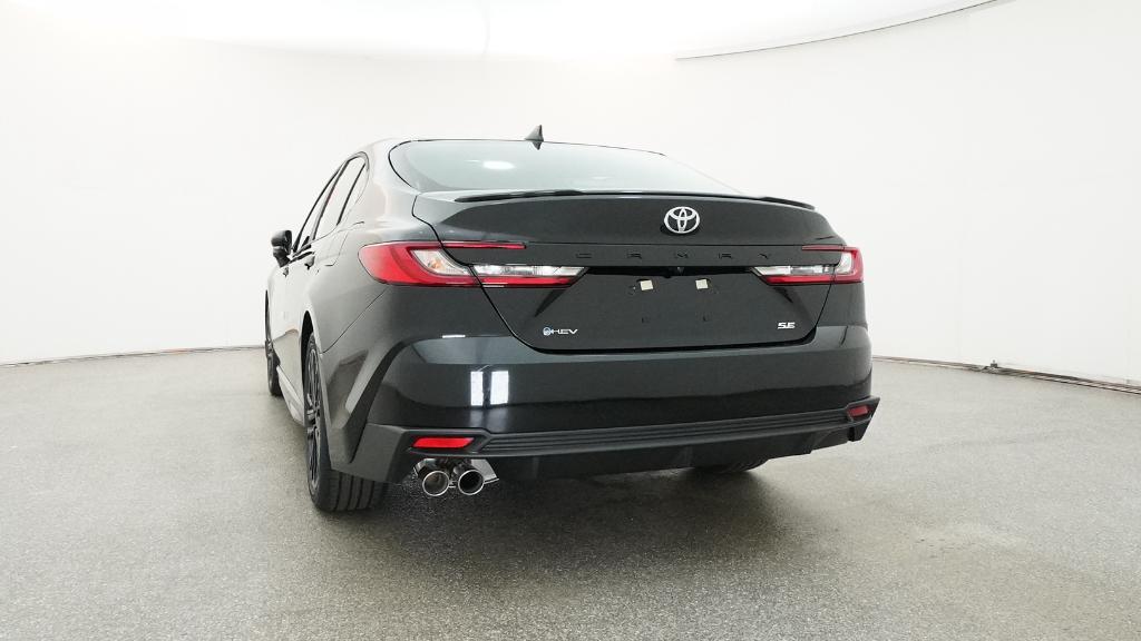 2026 Toyota Camry SE 4dr Car Slide 23