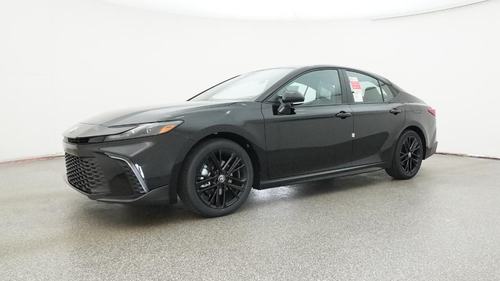 2026 Toyota Camry SE 4dr Car Slide 18