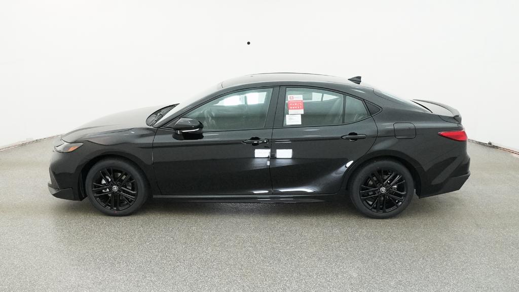 2026 Toyota Camry SE 4dr Car Slide 4