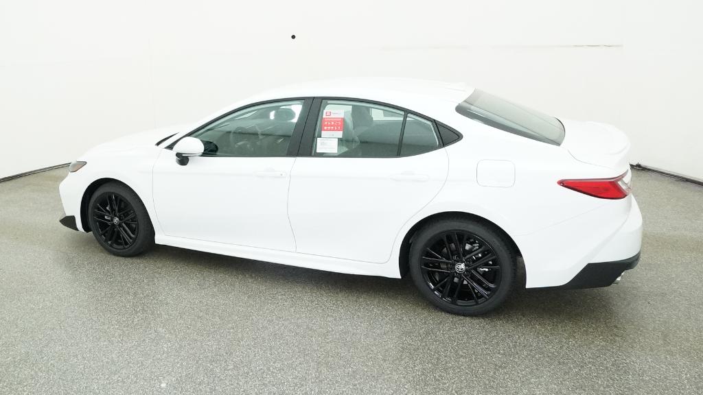 2026 Toyota Camry SE photo 11