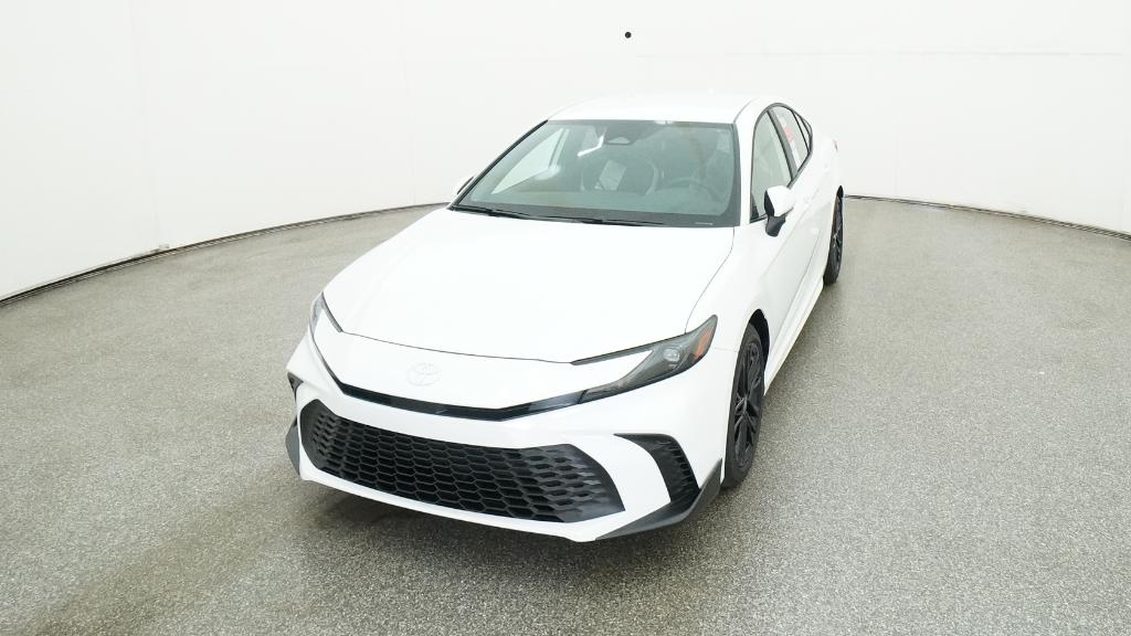 2026 Toyota Camry SE photo 5