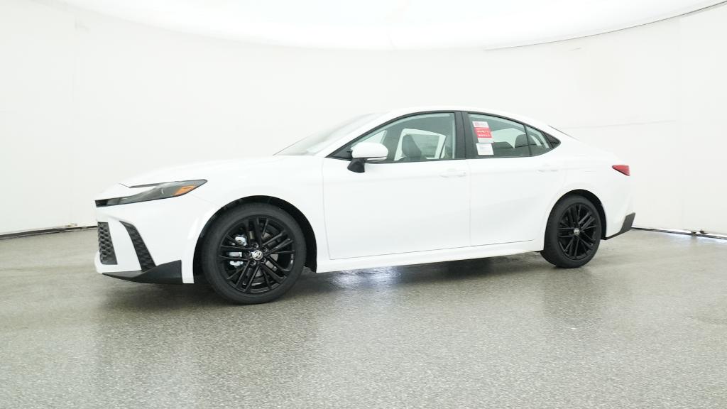 2026 Toyota Camry SE photo 8