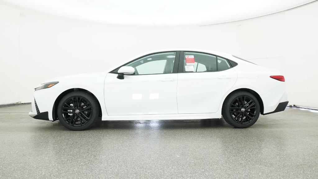 2026 Toyota Camry SE photo 10