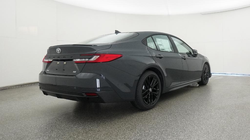 2026 Toyota Camry SE photo 18