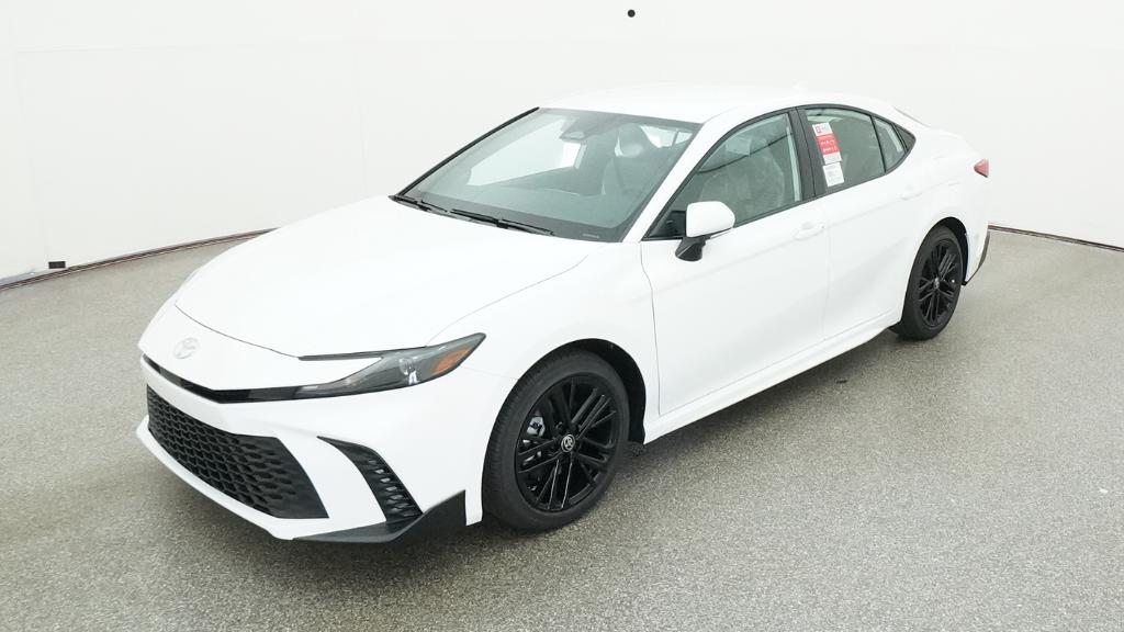 2026 Toyota Camry SE Hybrid's photo