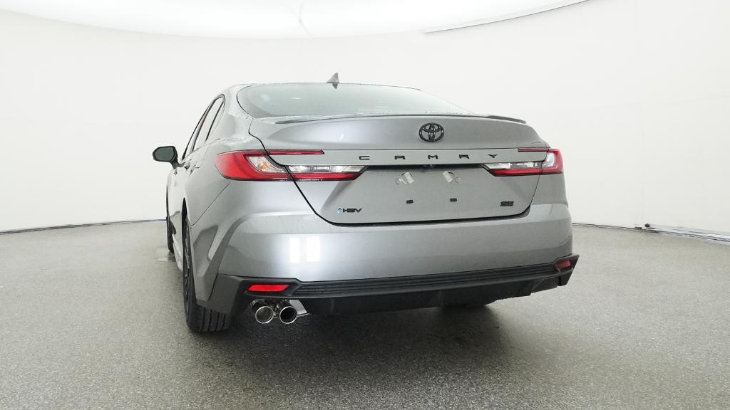 2026 Toyota Camry SE photo 13