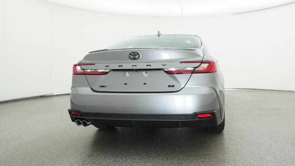 2026 Toyota Camry SE photo 15