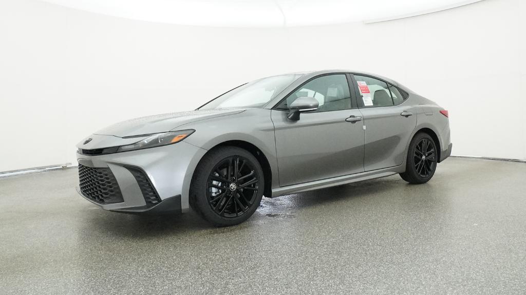 2026 Toyota Camry SE photo 4