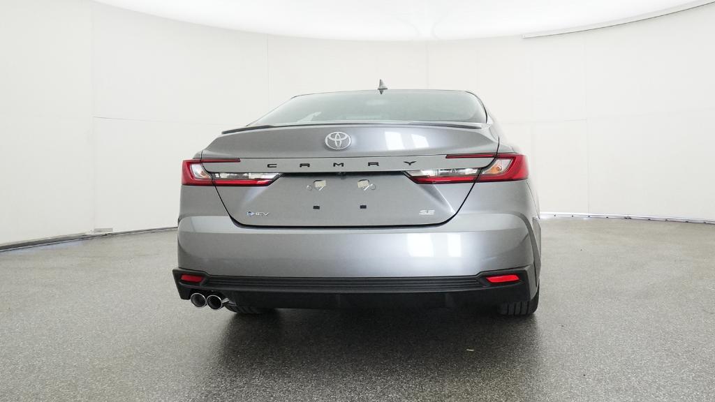 2026 Toyota Camry SE photo 17