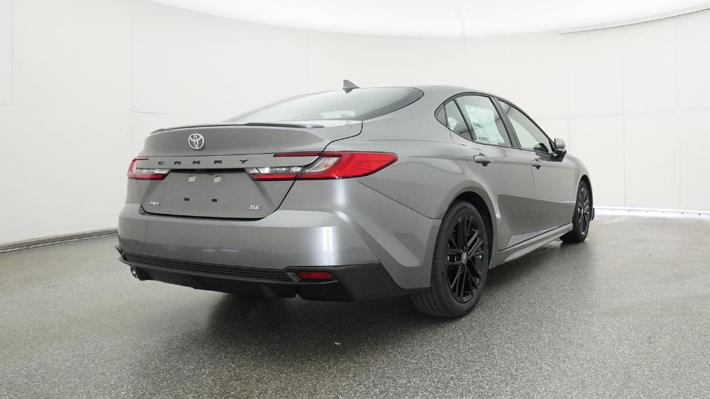 2026 Toyota Camry SE photo 15