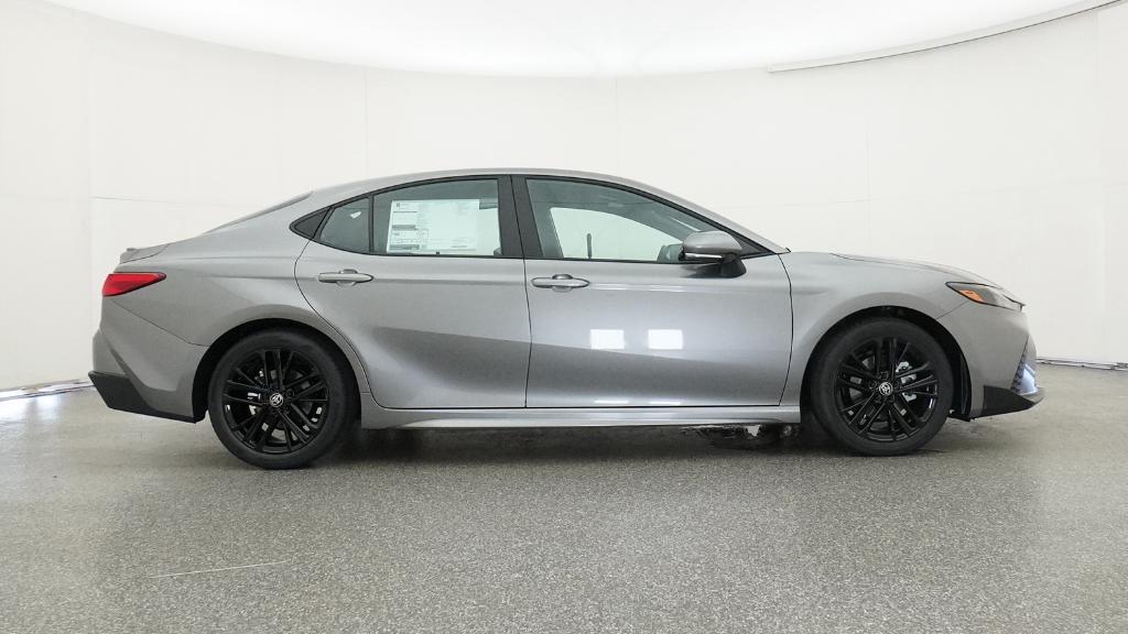 2026 Toyota Camry SE photo 16