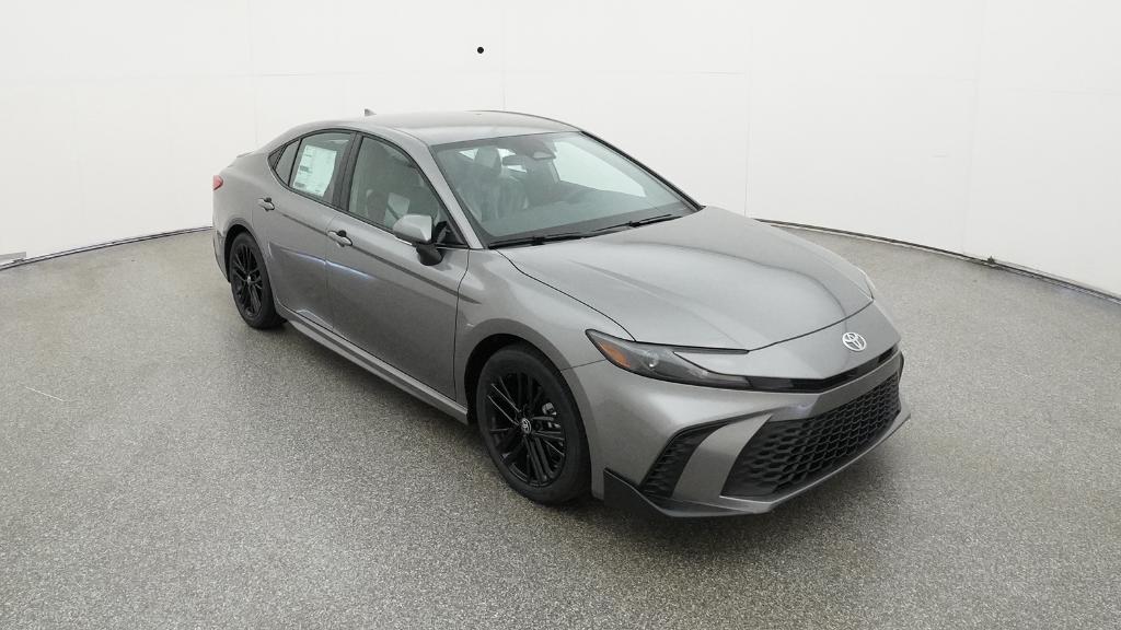 2026 Toyota Camry SE photo 3