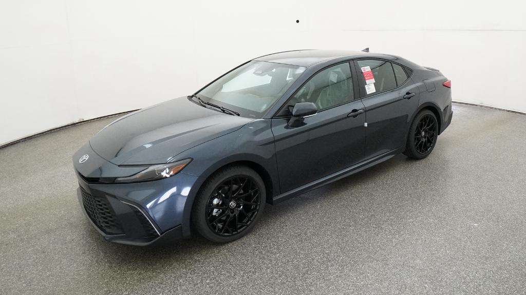 2026 Toyota Camry SE's photo