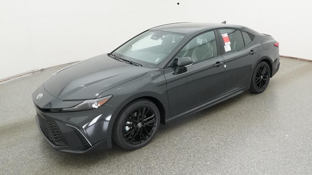 2026 Toyota Camry SE Hybrid's photo
