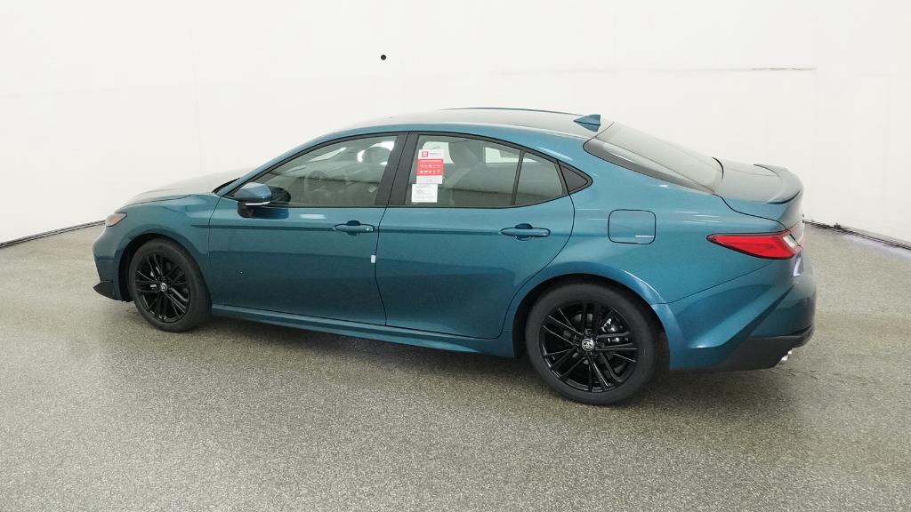 2026 Toyota Camry SE photo 6