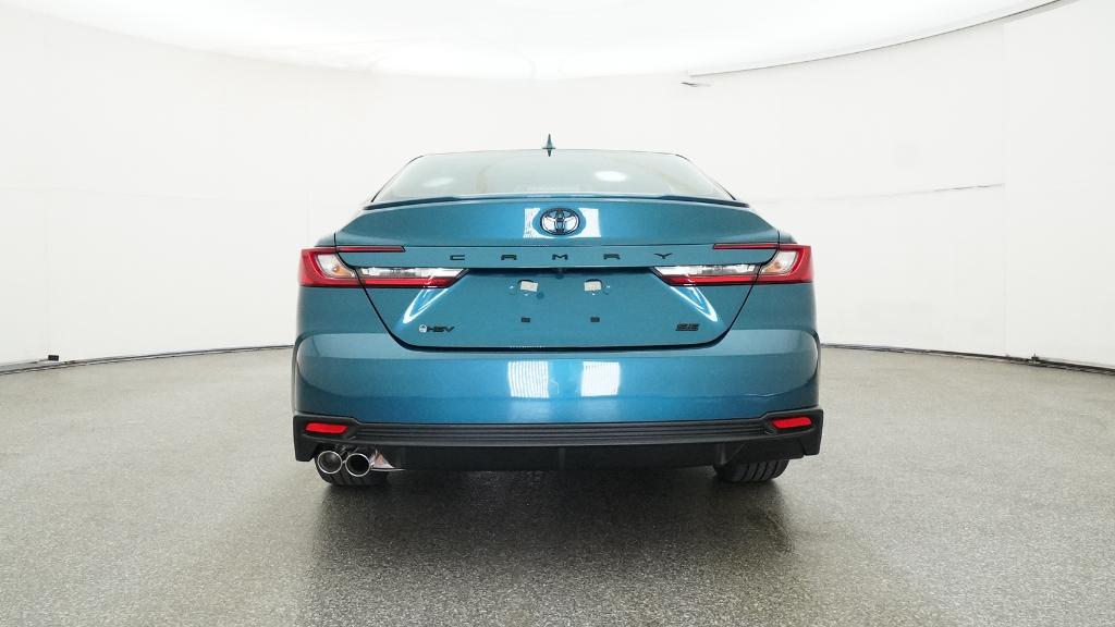 2026 Toyota Camry SE photo 12