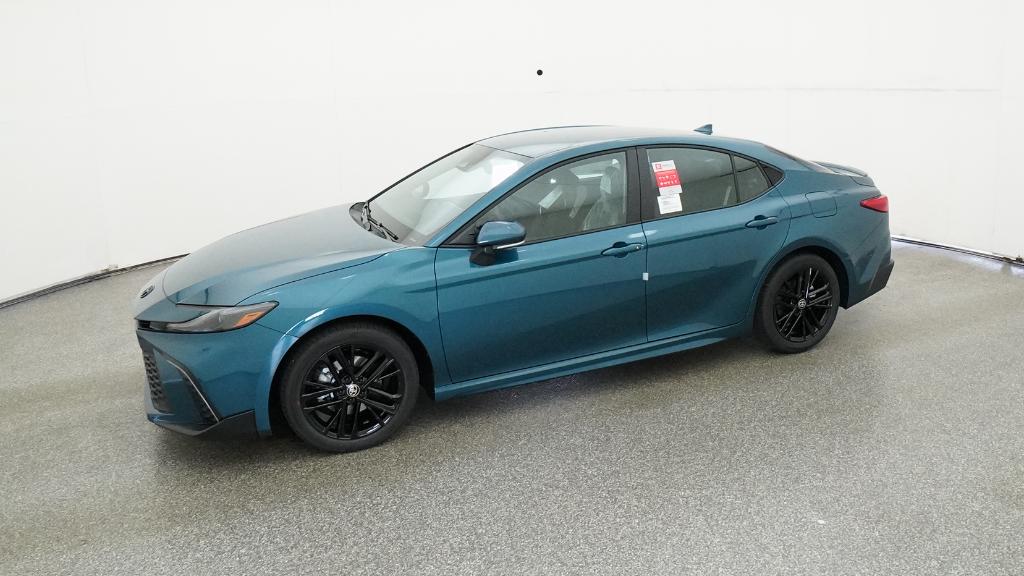 2026 Toyota Camry SE photo 2