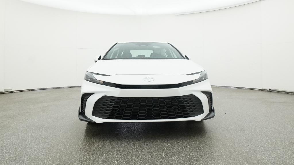 2026 Toyota Camry SE photo 3