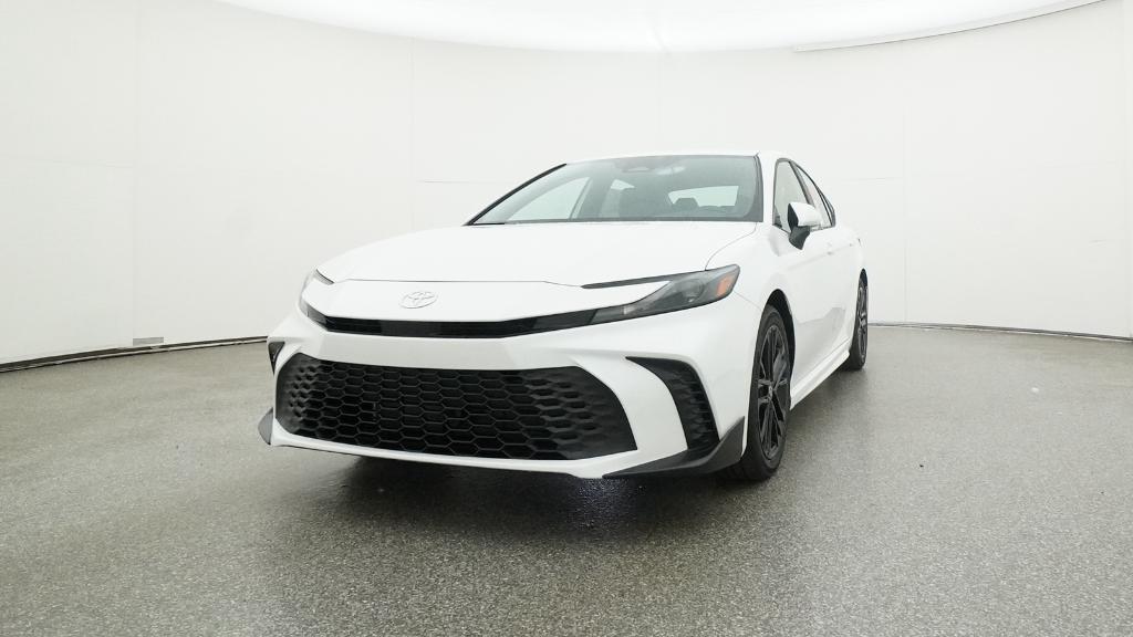 2026 Toyota Camry SE photo 4