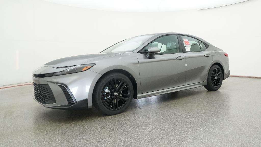 2026 Toyota Camry SE photo 3