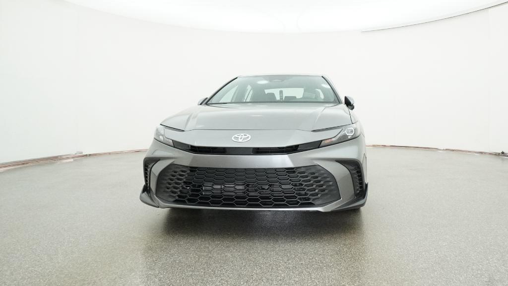 2026 Toyota Camry SE photo 3