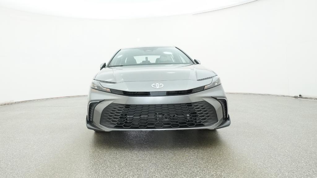2026 Toyota Camry SE photo 3