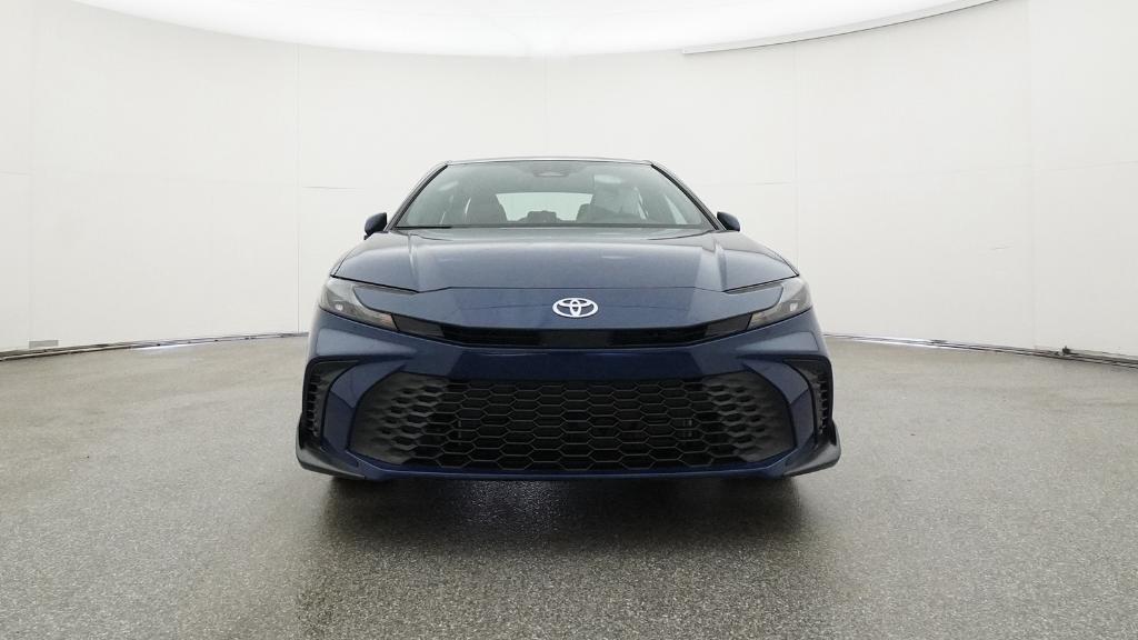 2026 Toyota Camry SE photo 3