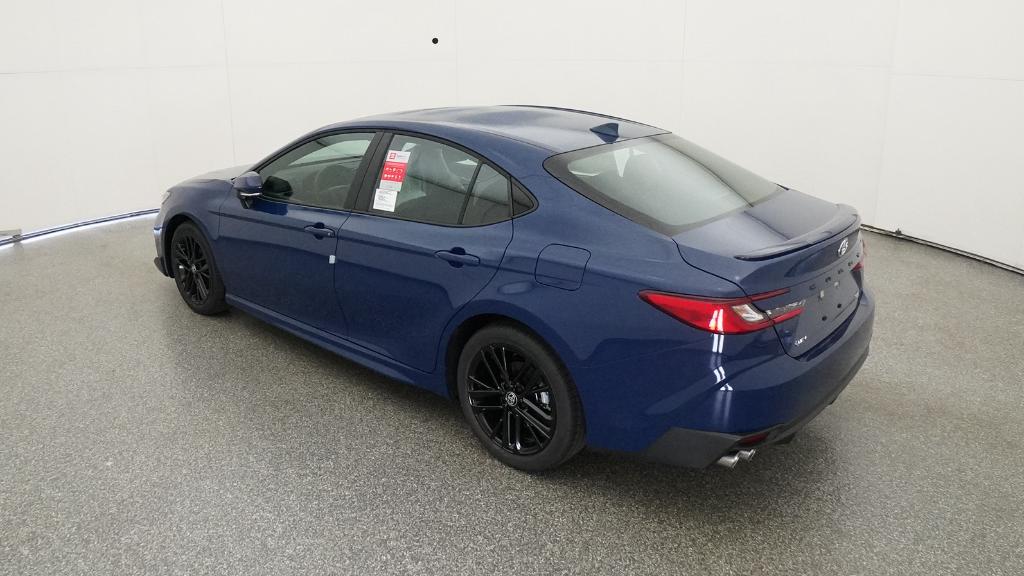 2026 Toyota Camry SE photo 13