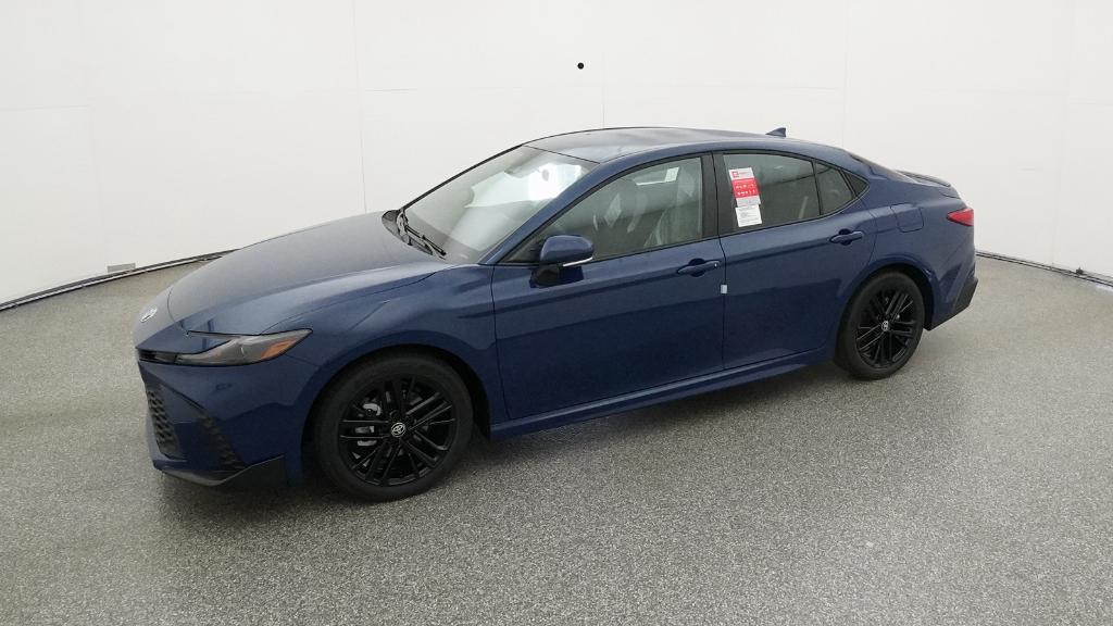 2026 Toyota Camry SE photo 7