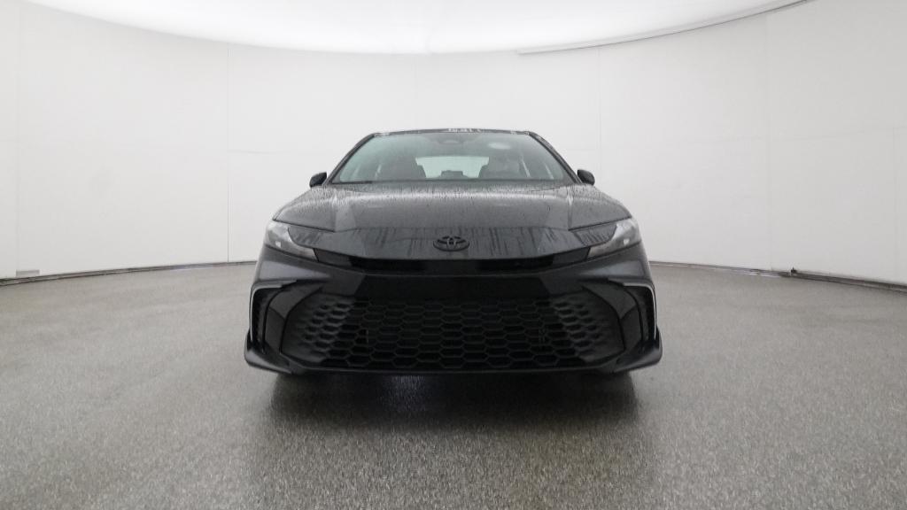 2026 Toyota Camry SE photo 2