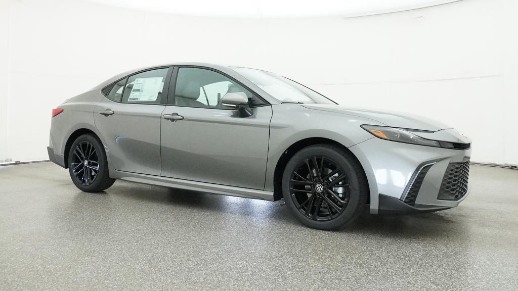 View vehicle photo 7