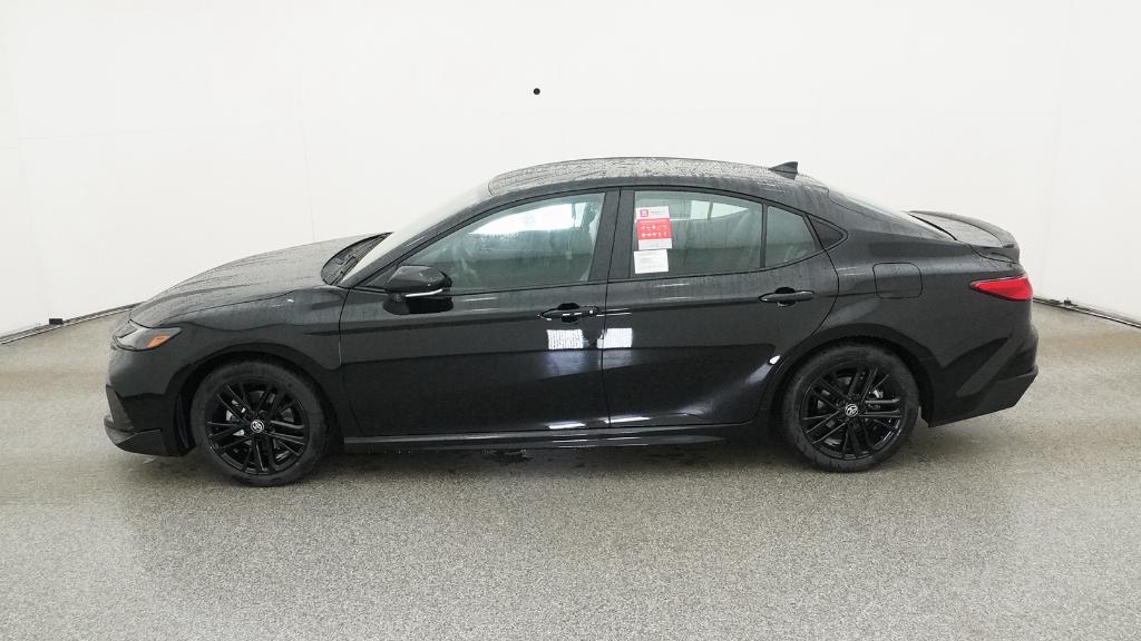 2026 Toyota Camry SE photo 9