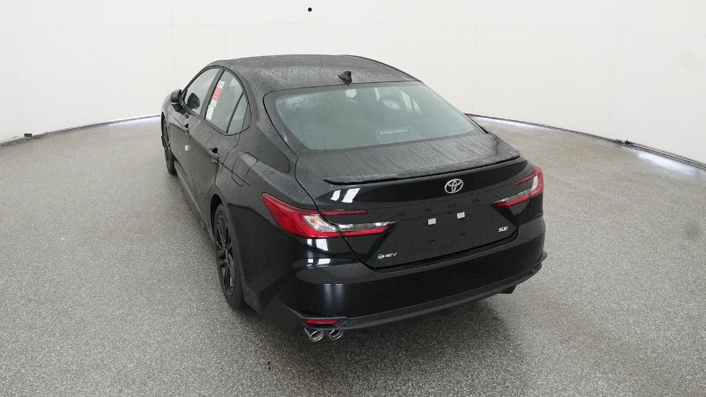 2026 Toyota Camry SE photo 13