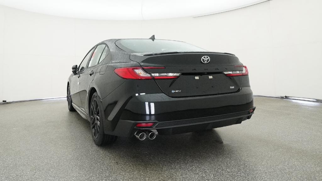 2026 Toyota Camry SE photo 12