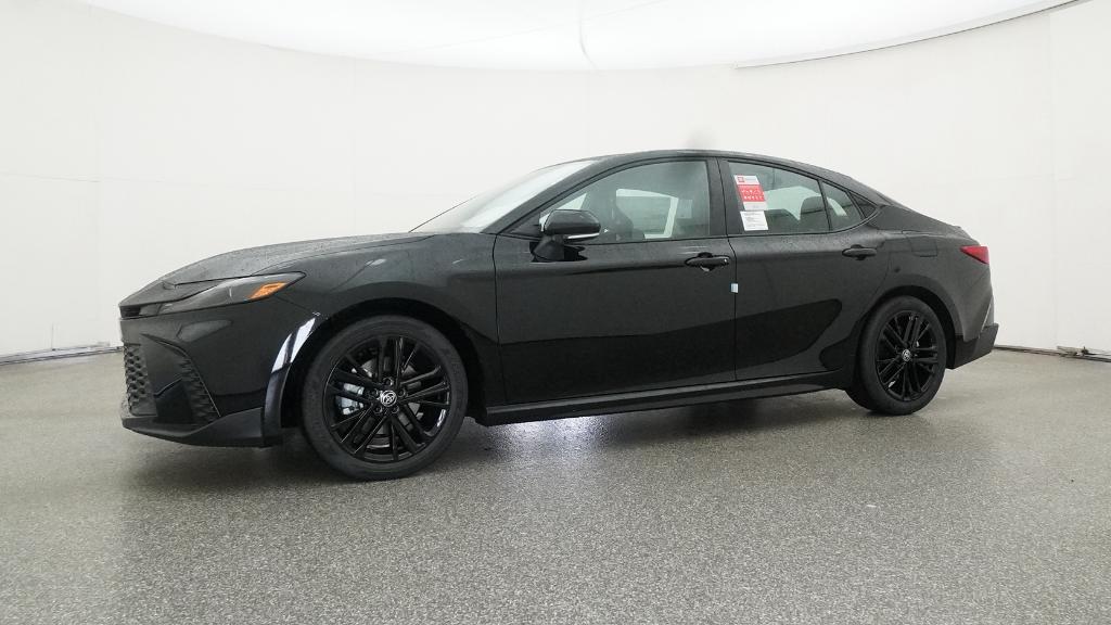 2026 Toyota Camry SE photo 5