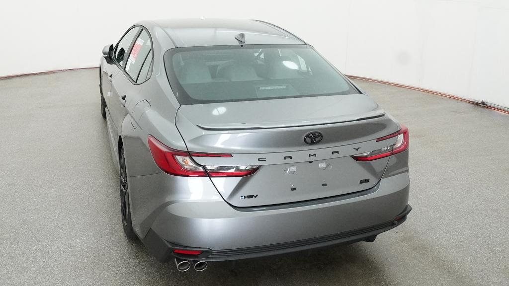 2026 Toyota Camry SE 4dr Car Slide 7