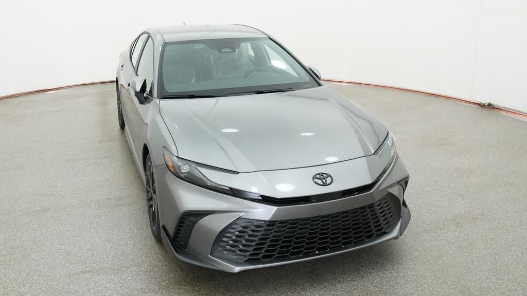 2026 Toyota Camry SE 4dr Car Slide 15