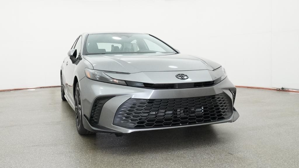 2026 Toyota Camry SE 4dr Car Slide 31