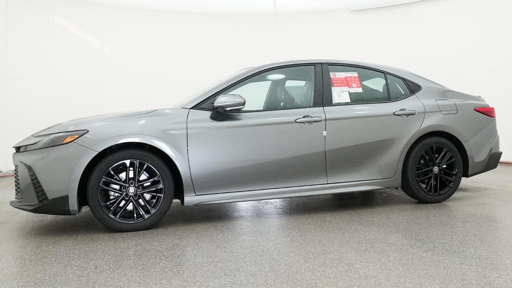 2026 Toyota Camry SE 4dr Car Slide 19