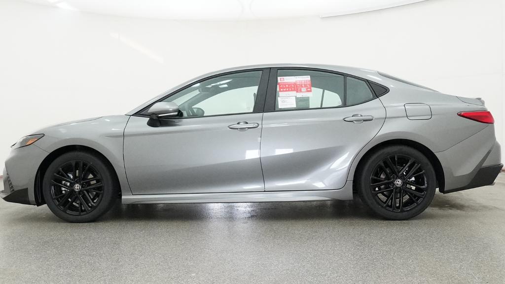 2026 Toyota Camry SE 4dr Car Slide 20