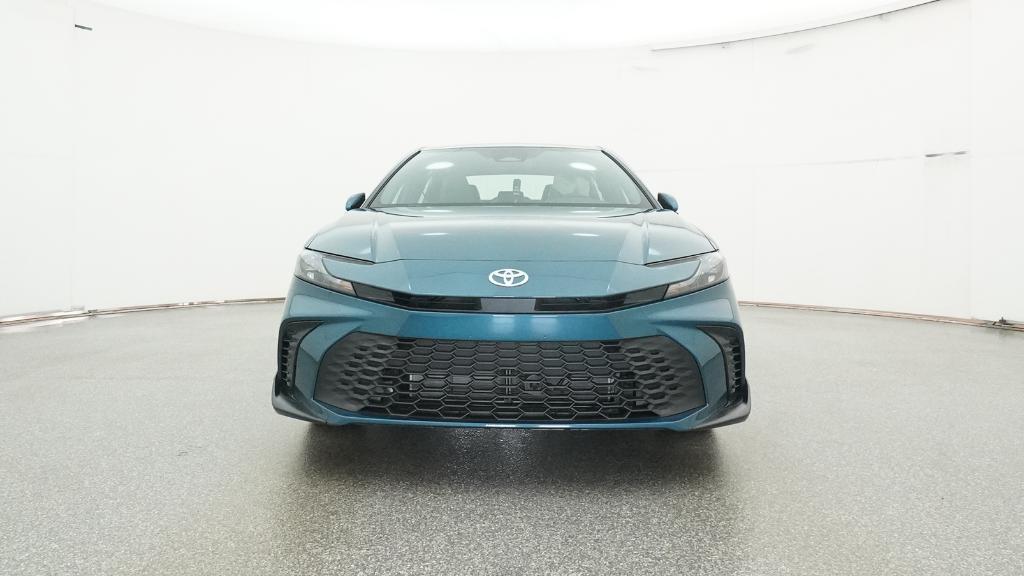 2026 Toyota Camry SE photo 3